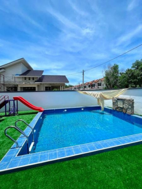 Villa D'Razna - Luxury 5-bedroom Villa with private pool